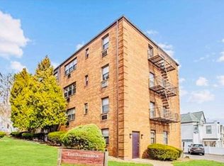 60 Vanderbeck Pl APT 1A, Hackensack, NJ 07601
