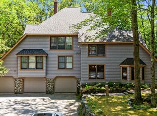 39 Resolution Pl #39, Cape Elizabeth, ME 04107