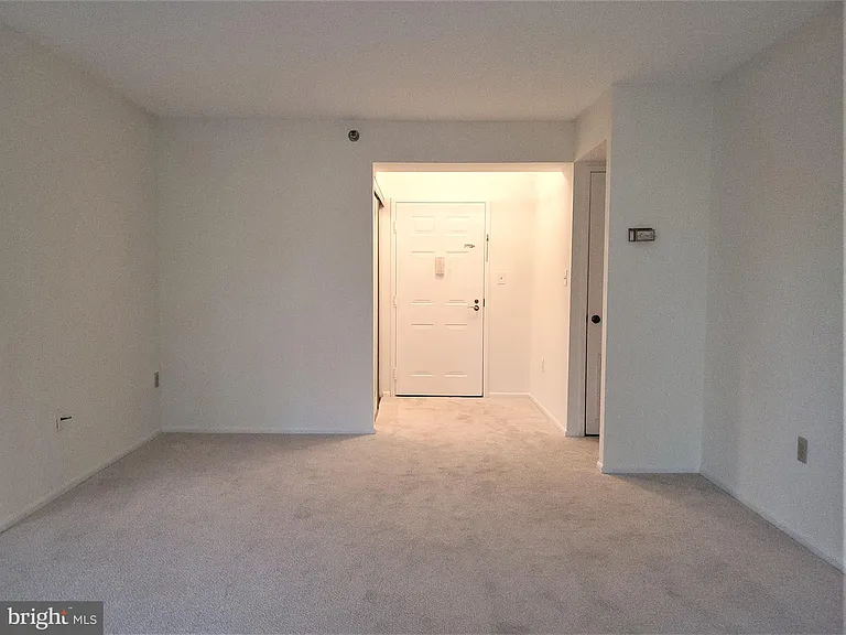 15100 Interlachen Dr #4516 — Photo 8