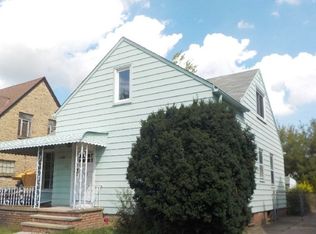 7422 Ridgefield Rd, Parma, OH 44129