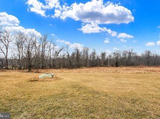 48 Henry Ln, Gettysburg, PA 17325