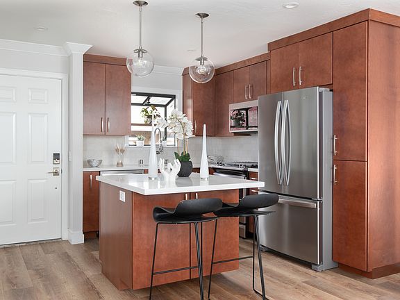 5th image of 301 Oak Ave APT D