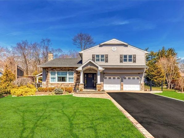 132 Gail Court, East Northport, NY 11731