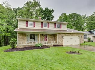 7001 Lido Ct, Parma, OH 44129