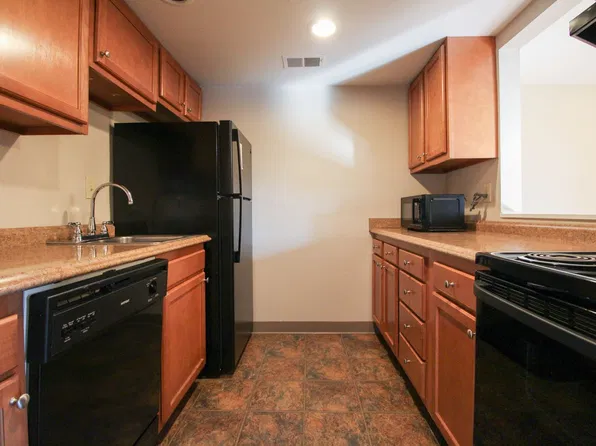 Trent 558, 558 S Trenton Ave #558C, Pittsburgh, PA 15221