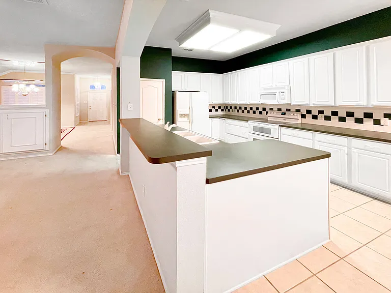 Open Concept Kitchen, Breakfast Bar, and Breakfast Area