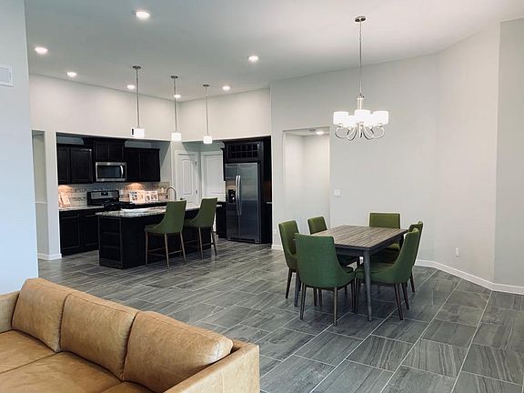 4th image of 7853 Enchanted View Dr