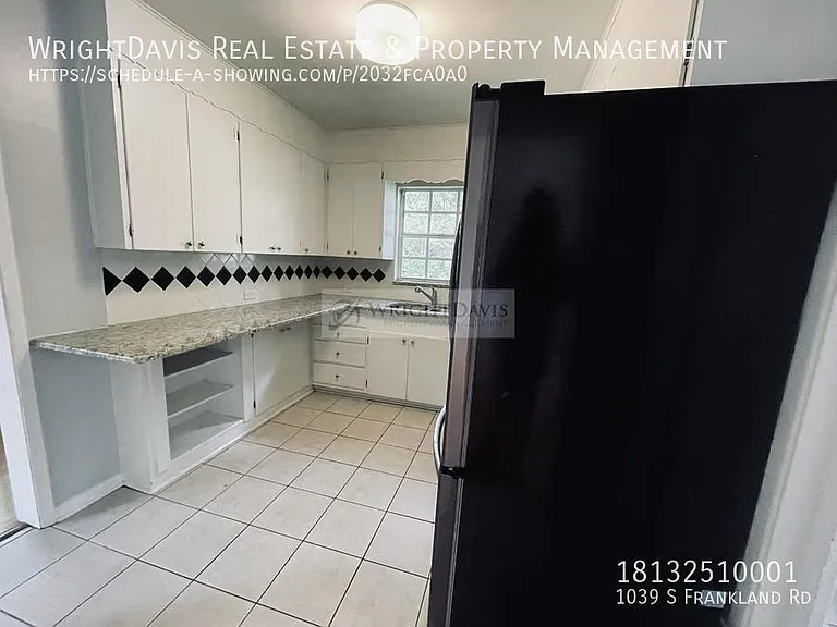 1039 S Frankland Rd — Photo 7