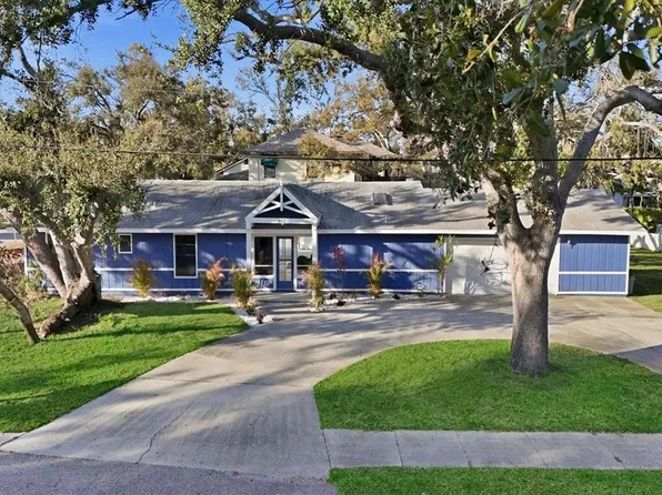 903 72nd St NW, Bradenton, FL 34209