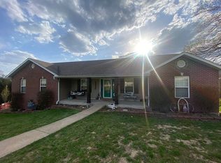 3714 Cork Cir, Jefferson City, MO 65101