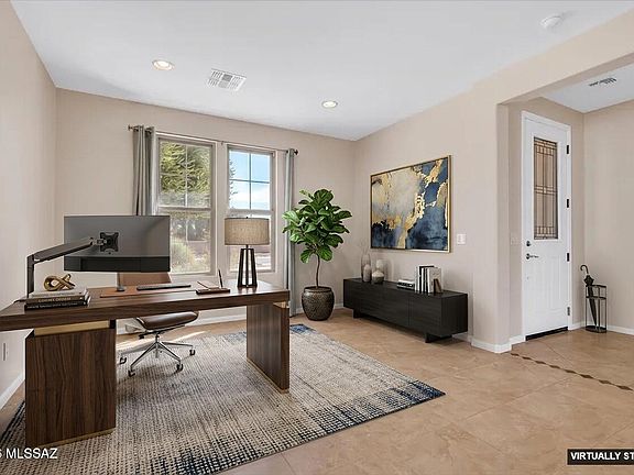 3rd image of 1877 N Bayshore Dr
