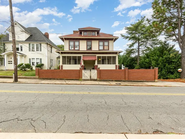 120 Spring St SW, Concord, NC 28025