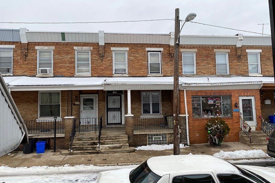 1st image of 144 N Lindenwood St