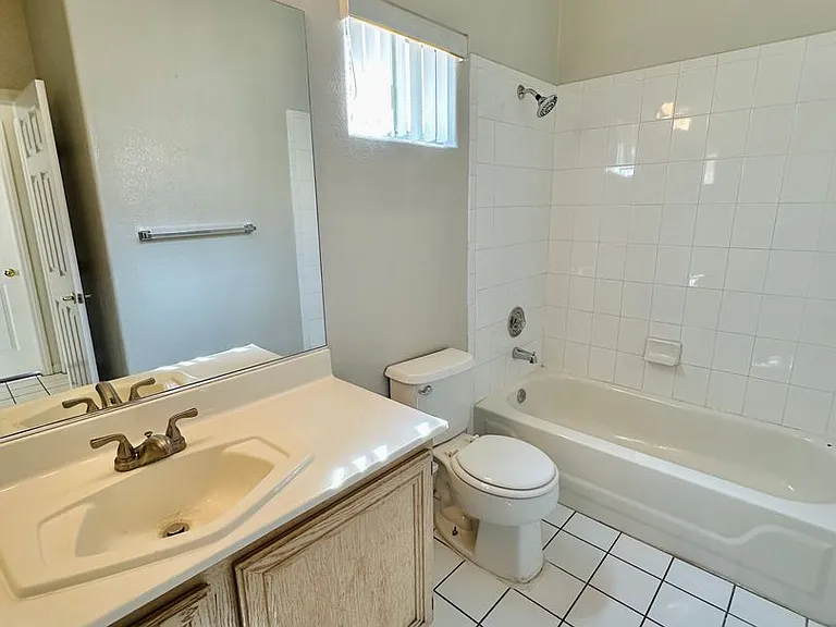 7216 Winding Creek Dr — Photo 15