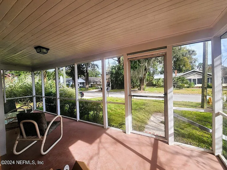 2134 Camden Ave — Photo 15