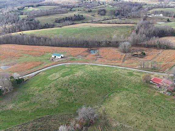 2nd image of 850 Potato Cave Rd