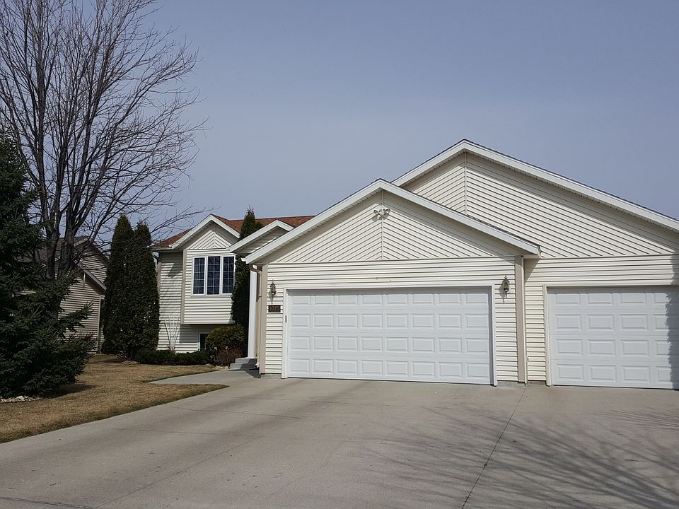 Spacious Bilevel Home