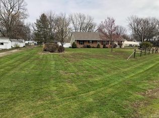 121 S Main St, Lenzburg, IL 62255