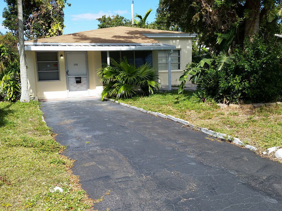 1st image of 2163 NE 179th St