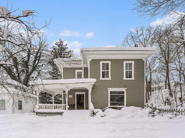 525 Hubbard St, Allegan, MI 49010