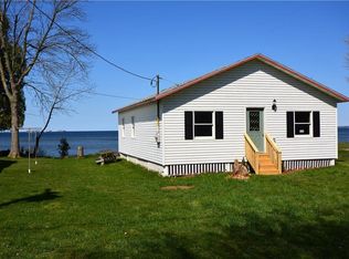 17391 Vance Shores Dr S, Sackets Harbor, NY 13685