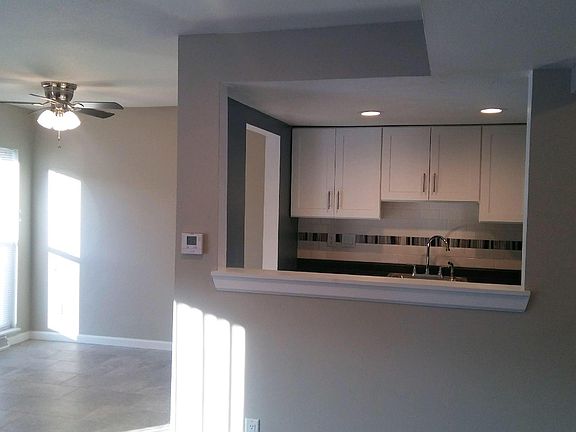 3rd image of 1125 Harvest Dr #4