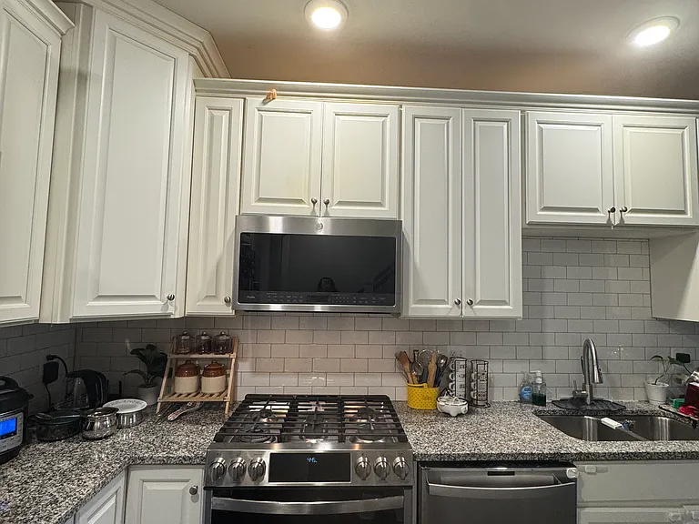 23275 Milltown Knoll Sq #109 — Photo 4