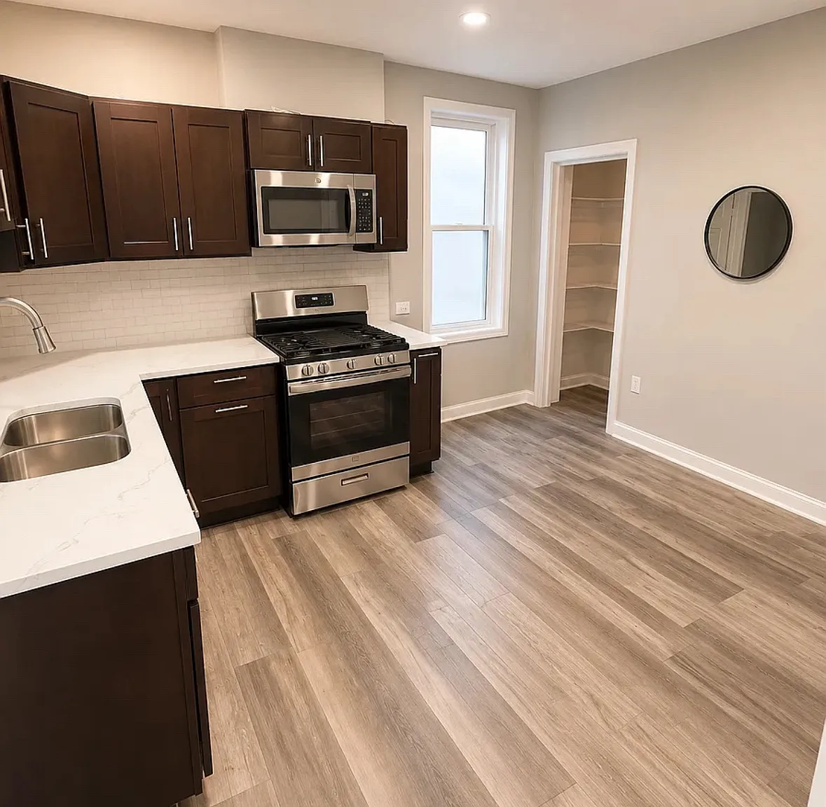 3 bed, $1,995 — Photo 2