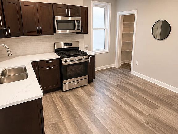 2nd image of 367 Morris Ave #2A