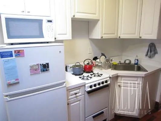 Rented by Alpha Properties NYC I LLC | media 18