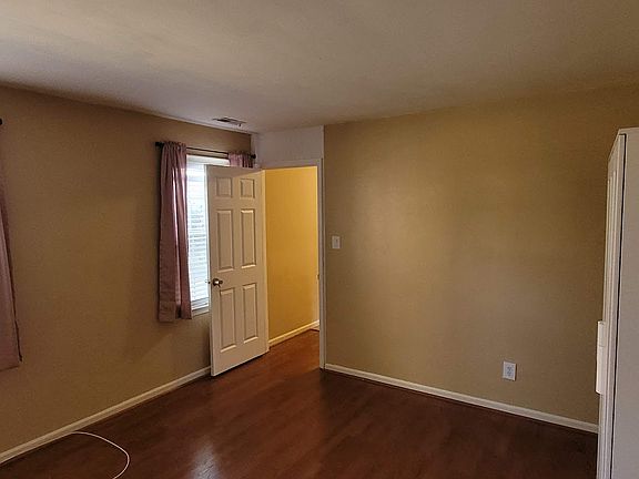 4th image of 1278 Eaglewood Dr #4