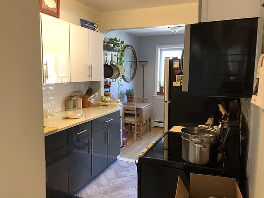 Rented by Metropolis International Realty Inc. | media 14