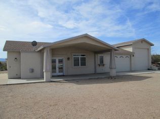 30800 N Spencer Dr, Meadview, AZ 86444