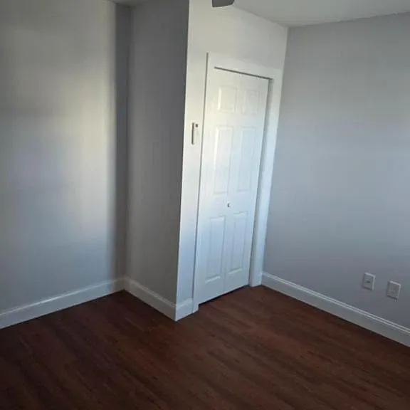 5927 Ridge Ave #1R — Photo 5