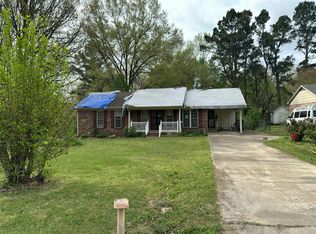 58 Manley Dr, Jackson, TN 38305
