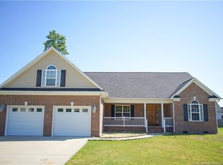 213 Harcourt Pl, Raeford, NC 28376