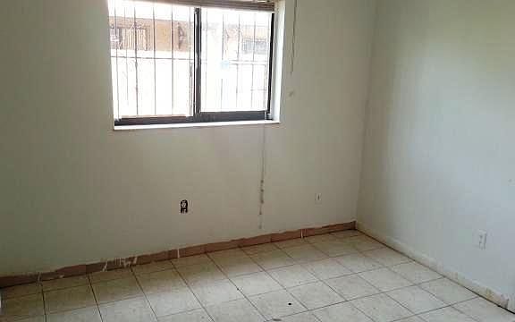 4th image of 19561 NW 52nd Ct