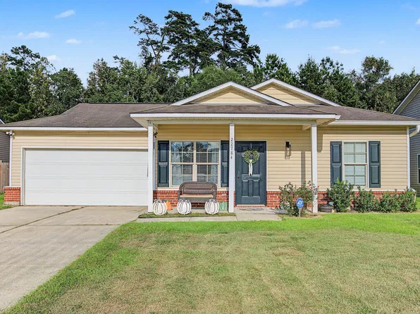 22784 Lafourche Ln, Denham Springs, LA 70726