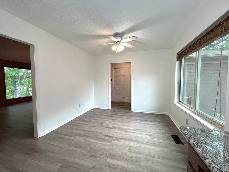 5704 Belle Point Rd — Photo 23
