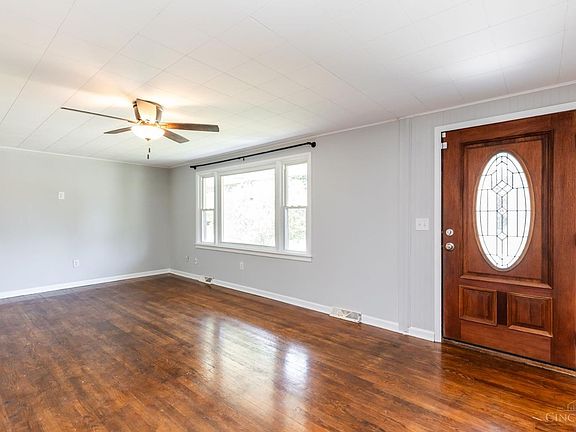 4th image of 702 Bauer Ave