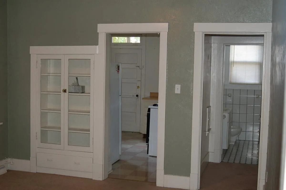 220 Virginia Ave photo 1
