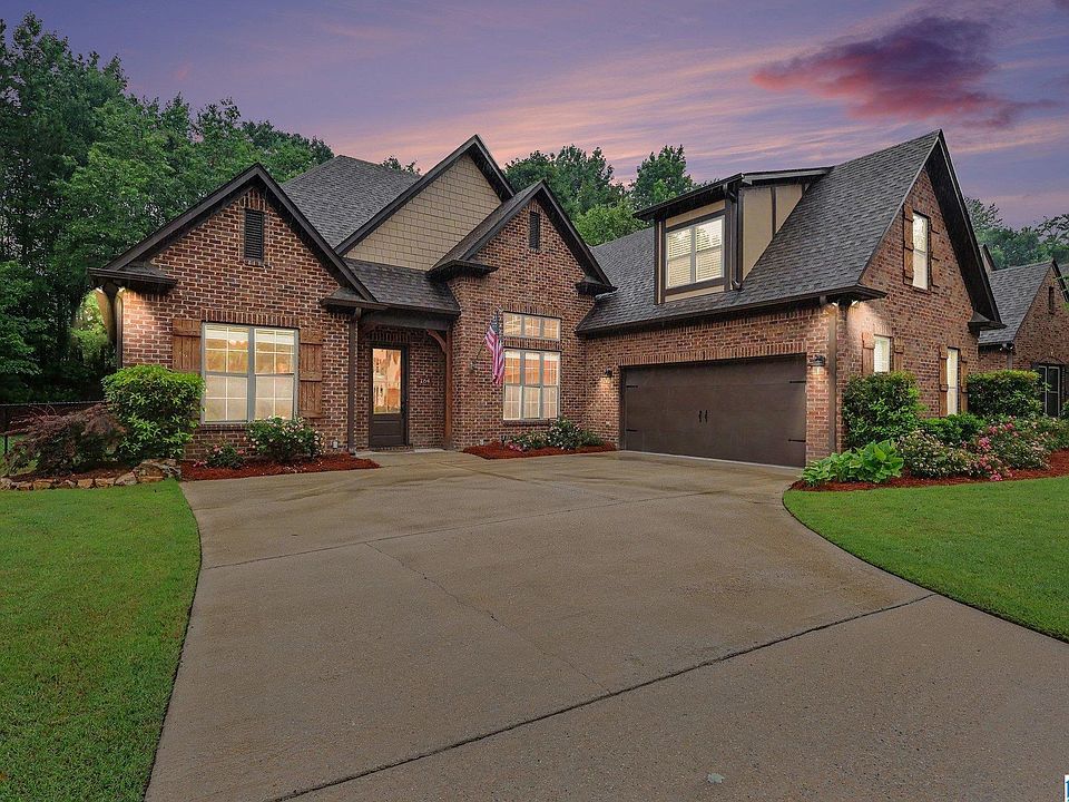 1st image of 264 Macallan Dr