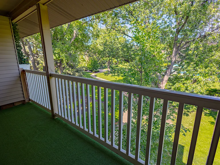 930 Beau Dr #312 — Photo 9