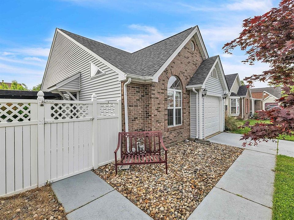 1st image of 2521 Lake Point