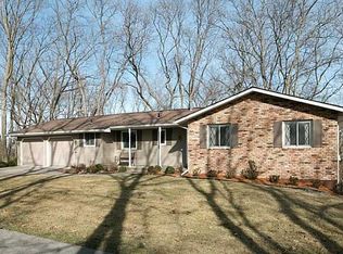 1918 Sunset Dr NE, Solon, IA