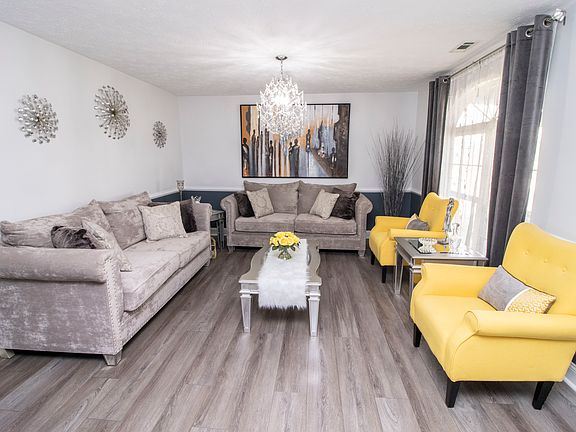3rd image of 13908 Charleswood Ct
