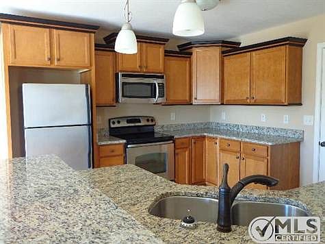 3rd image of 1120 Ishee Dr