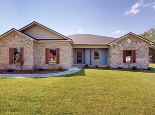 20 Mockingbird Trl, Newton, AL 36352