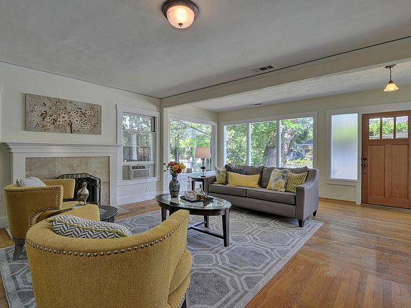 5th image of 16611 Ferris Ave