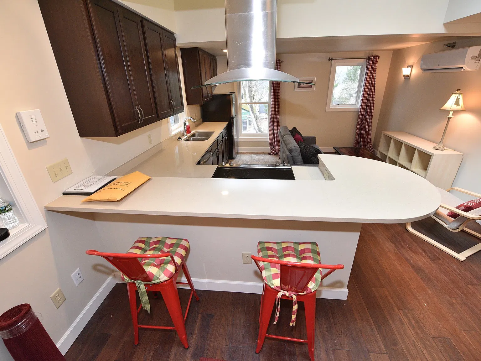 406 Stewart Ave - Apartment 3B — Photo 4